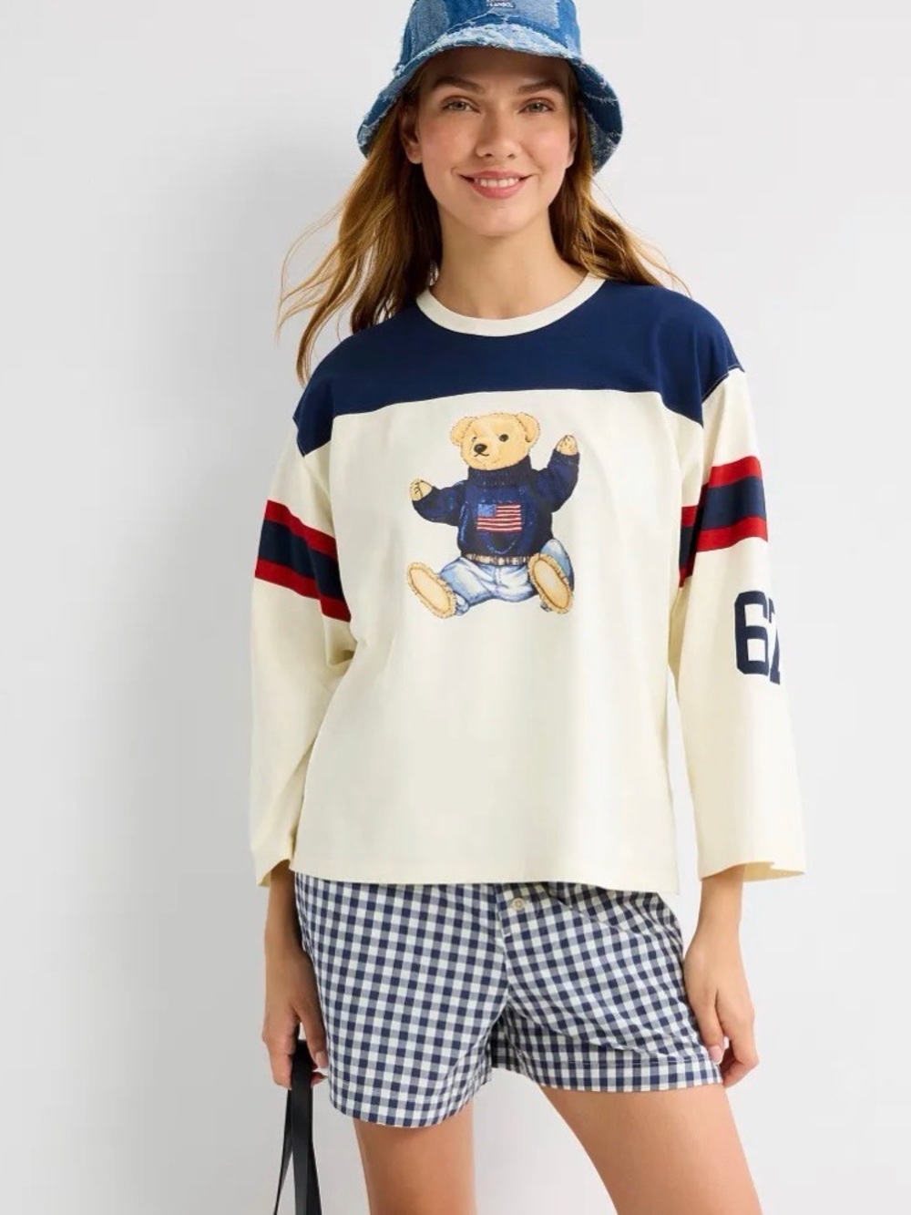 Women Long-Sleeve Teddy Graphic Tee in White & Navy